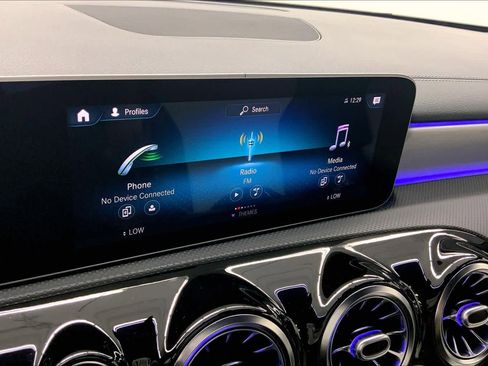 Used 2020 Mercedes-Benz CLA 35 AMG 4MATIC image 23