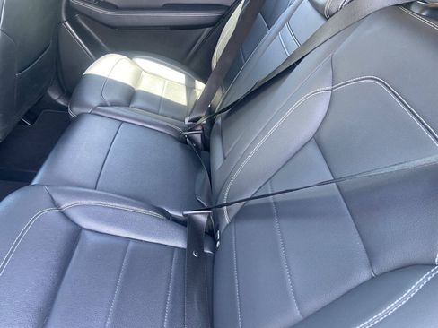 Used 2012 Mercedes-Benz ML 350 4MATIC image 11