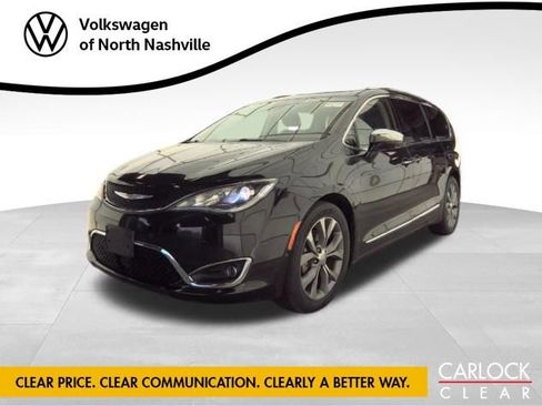 Used 2019 Chrysler Pacifica Limited w/ Tire & Wheel Group image 1