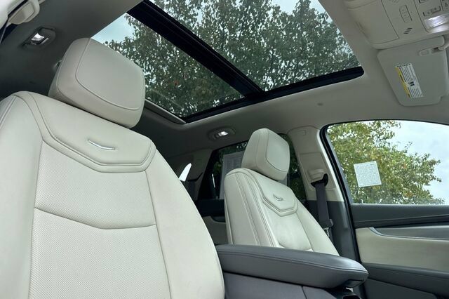 Used 2019 Cadillac XT5 Luxury AWD/4WD image 17
