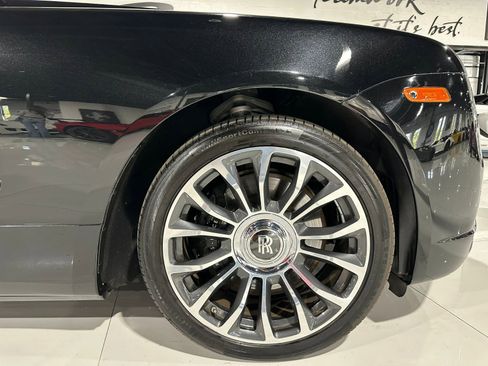 Used 2019 Rolls-Royce Dawn image 53