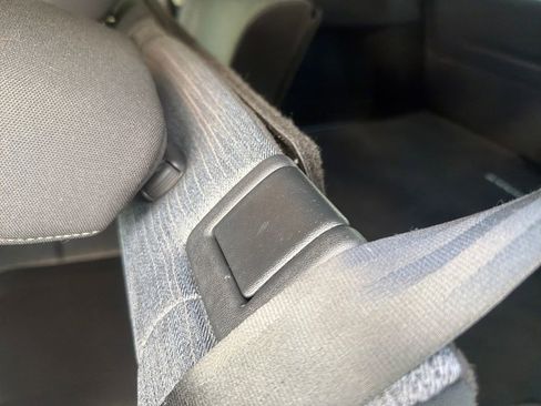 Certified 2023 Nissan Rogue SV image 21