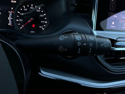 Used 2025 Jeep Compass Trailhawk image 37