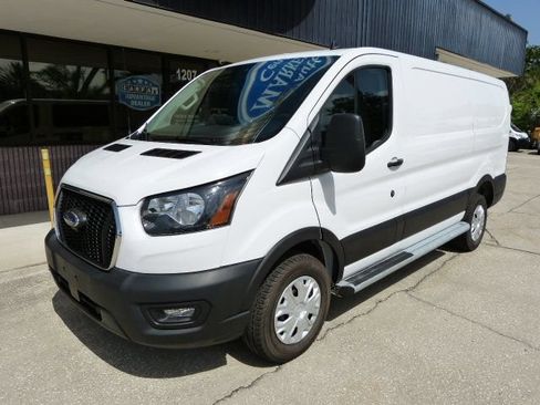 Used 2025 Ford Transit 250 Low Roof w/ Exterior Upgrade Package RWD image 2