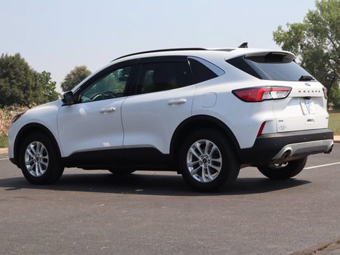 Used 2020 Ford Escape SE AWD/4WD image 7