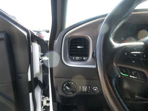 Used 2019 Dodge Charger SXT w/ Plus Group image 16