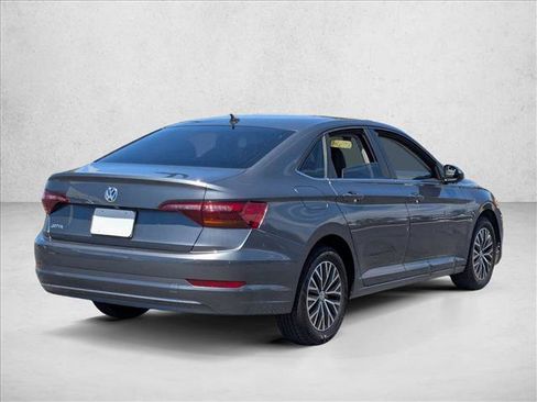 Used 2019 Volkswagen Jetta SE FWD image 5