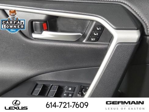 Used 2019 Toyota RAV4 Limited w/ Cold Weather Package AWD/4WD image 27