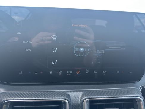 Used 2025 Ford Mustang Premium RWD image 10