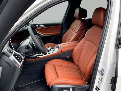 New 2027 BMW X7 xDrive40i w/ Executive Package AWD/4WD image 9