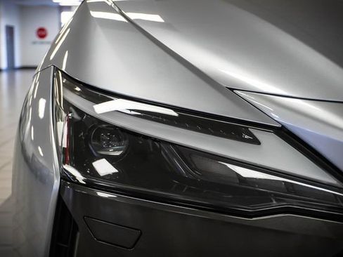 Certified 2023 Lexus RZ 450e Premium w/ Technology Package AWD/4WD image 29