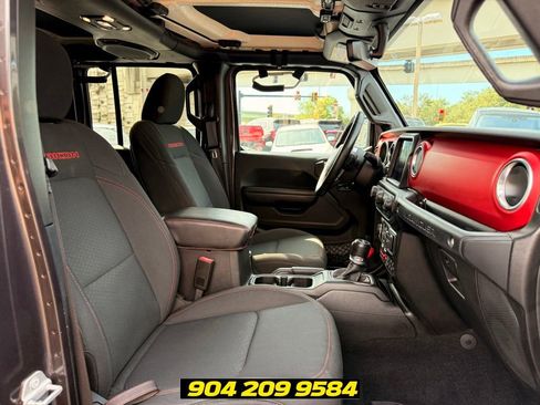 Used 2020 Jeep Wrangler Unlimited Rubicon AWD/4WD image 36