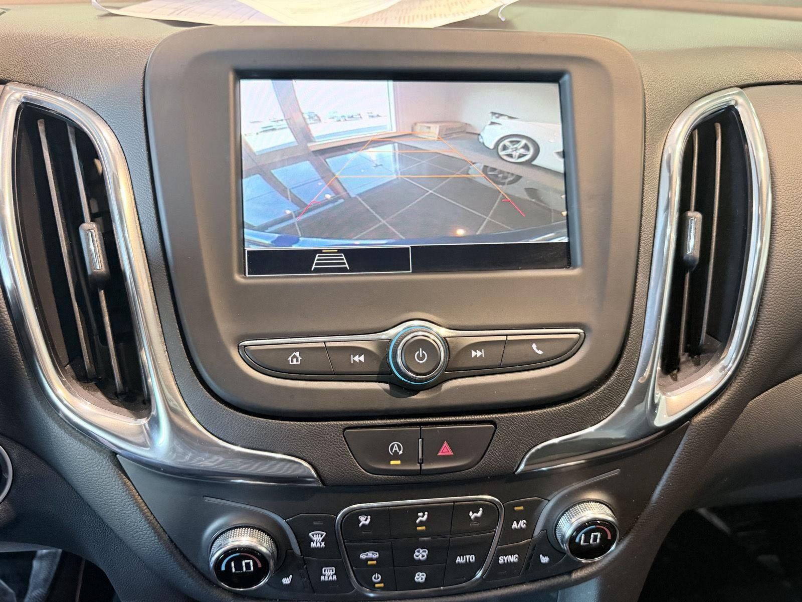 Used 2023 Chevrolet Equinox LT AWD/4WD image 42