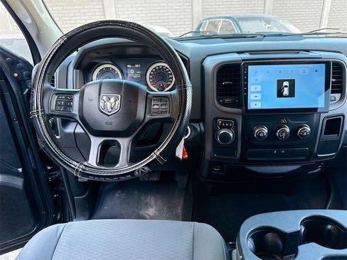 Used 2018 RAM 1500 Express image 25