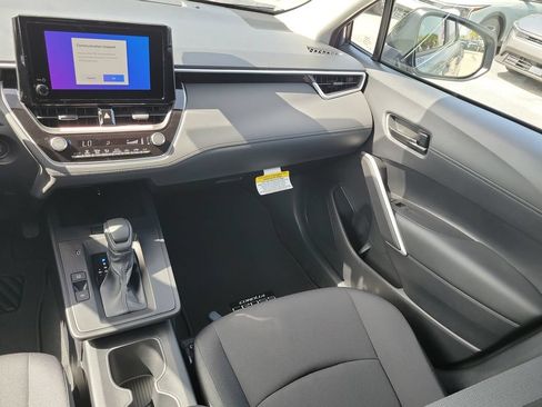 New 2026 Toyota Corolla Cross LE FWD image 28