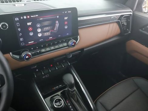 Used 2025 GMC Canyon AT4 w/ Technology Plus Package image 28