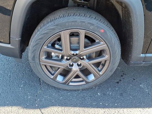 New 2026 Jeep Compass Latitude image 6