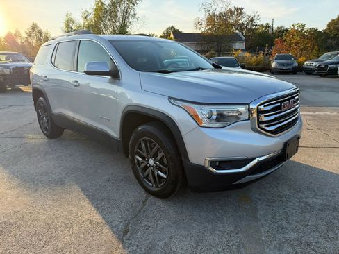 Used 2019 GMC Acadia SLT FWD image 6