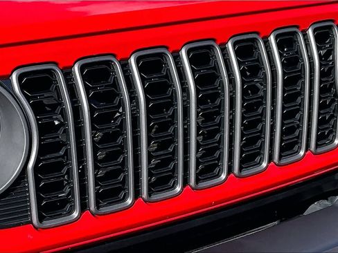 Used 2025 Jeep Wrangler Unlimited Rubicon AWD/4WD image 29
