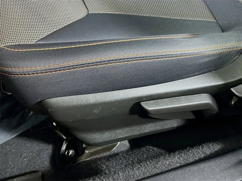 Used 2019 Subaru Crosstrek 2.0i Premium image 18