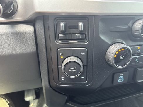 Used 2024 Ford F250 XL w/ STX Appearance Package image 27