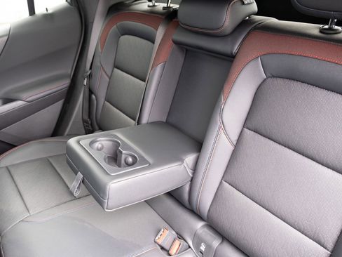 New 2026 Chevrolet Equinox RS w/ Safety and Technology Package AWD/4WD image 17