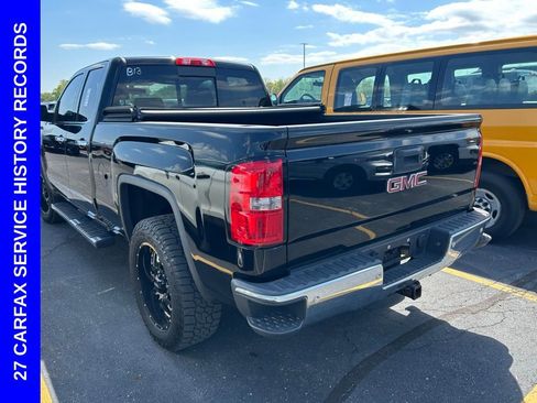 Used 2015 GMC Sierra 1500 SLE w/ SLE Value Package AWD/4WD image 3