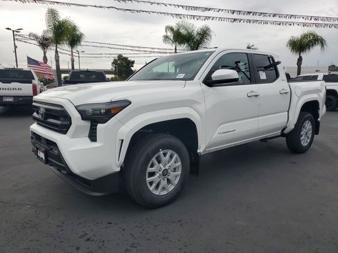 New 2026 Toyota Tacoma SR5 image 7