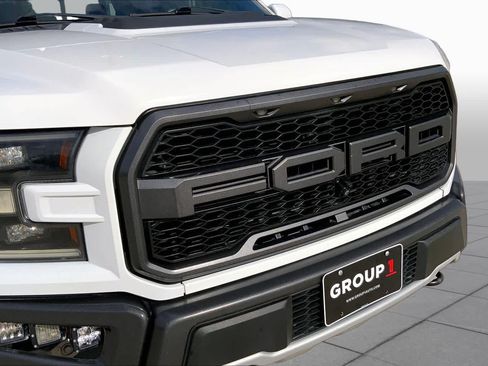 Used 2019 Ford F150 Raptor w/ Equipment Group 802A Luxury AWD/4WD image 30