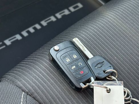 Used 2014 Chevrolet Camaro LT RWD image 26