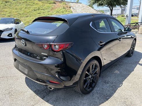 Used 2025 MAZDA MAZDA3 s Sport FWD image 3