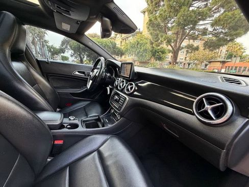 Used 2014 Mercedes-Benz CLA 250 image 55