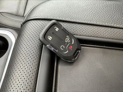 Used 2020 GMC Sierra 1500 Denali w/ Driver Alert Package II AWD/4WD image 36