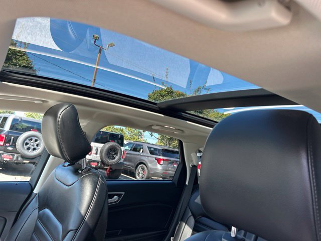 Used 2021 Ford Edge SEL w/ Convenience Package AWD/4WD image 18