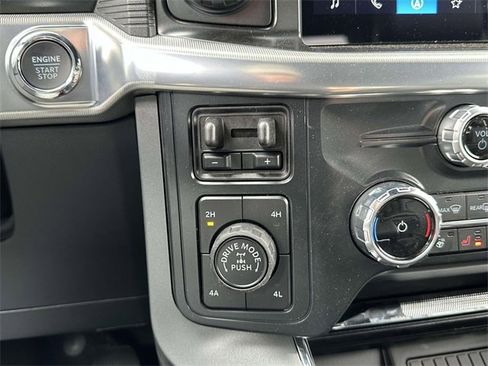 New 2025 Ford F150 Lariat w/ Equipment Group 502A High image 29