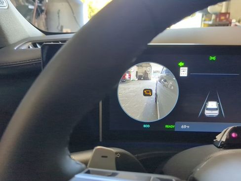 Used 2025 Hyundai Santa Fe Limited image 47