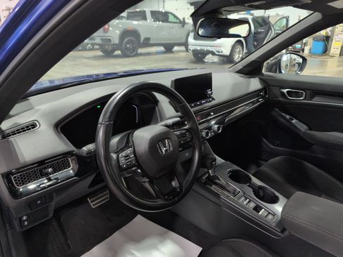 Used 2022 Honda Civic Sport image 8