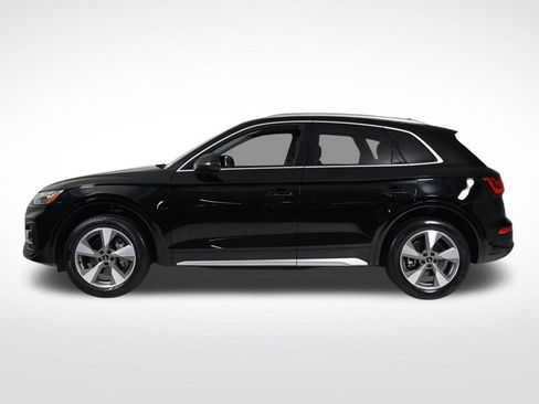 Certified 2023 Audi Q5 2.0T Premium w/ Convenience Package image 2