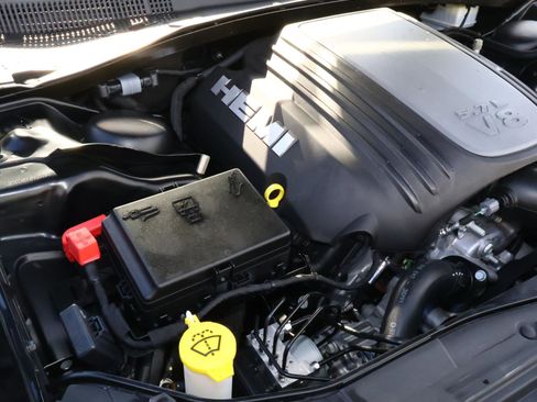 Used 2023 Chrysler 300 S w/ Comfort Group RWD image 20