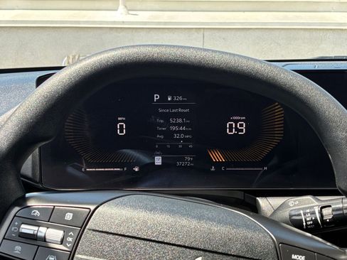 Used 2025 Kia K4 LXS FWD image 39