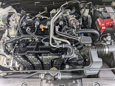 Used 2025 Nissan Altima 2.5 SV FWD image 32