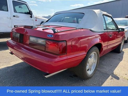 Used 1993 Ford Mustang LX RWD image 13