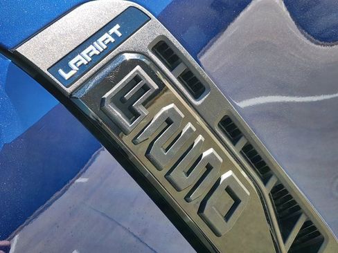 New 2026 Ford F250 Lariat w/ Black Appearance Package AWD/4WD image 8