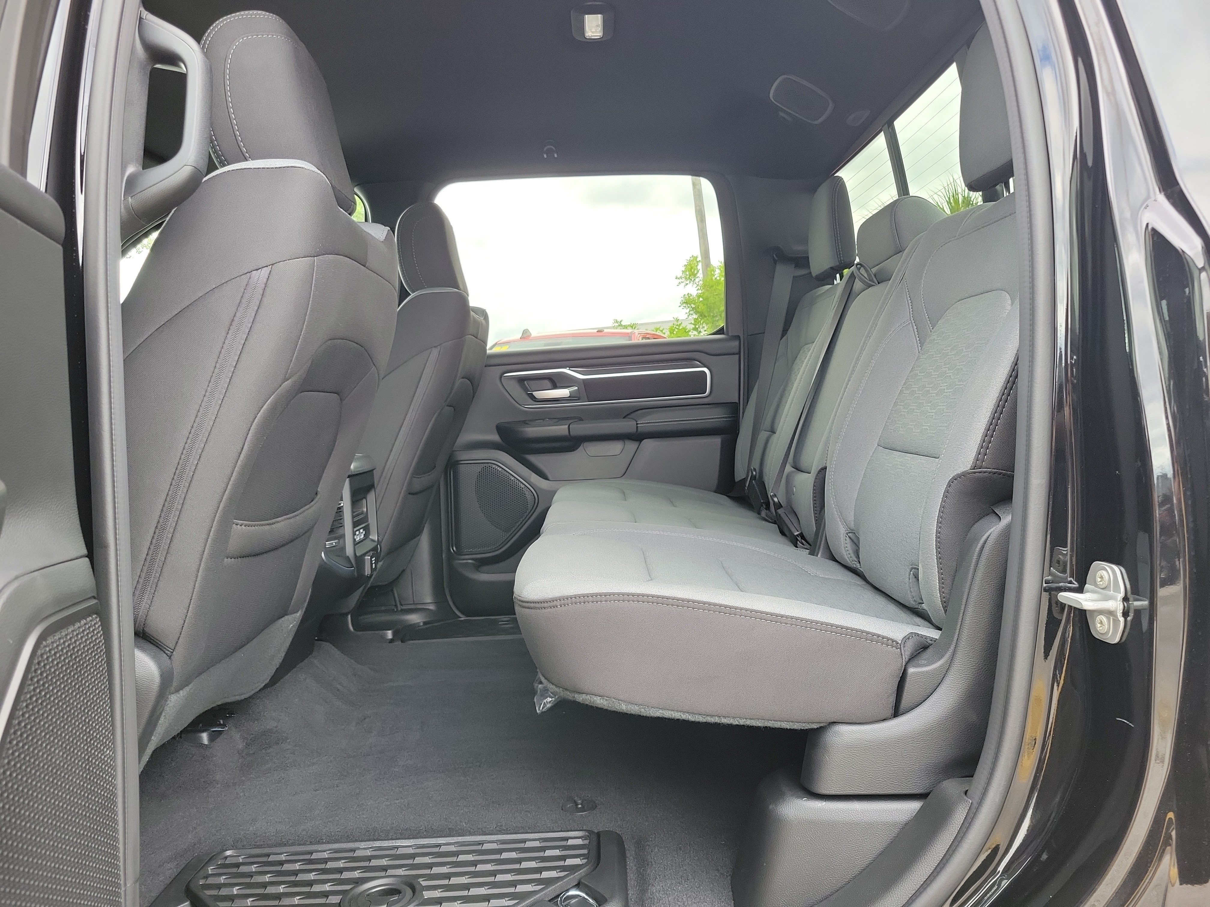 Used 2026 RAM 1500 Big Horn AWD/4WD image 8