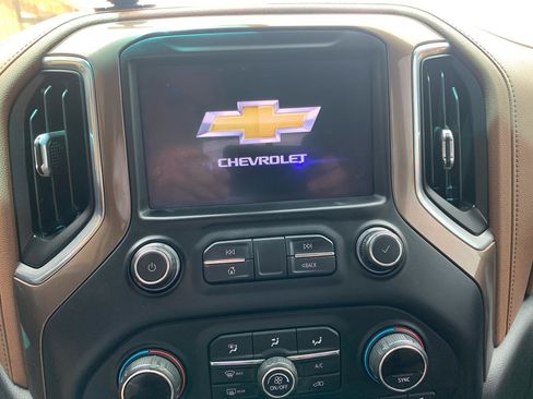Used 2020 Chevrolet Silverado 3500 High Country w/ Z71 Off-Road Package AWD/4WD image 28