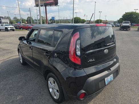 Used 2014 Kia Soul FWD image 6
