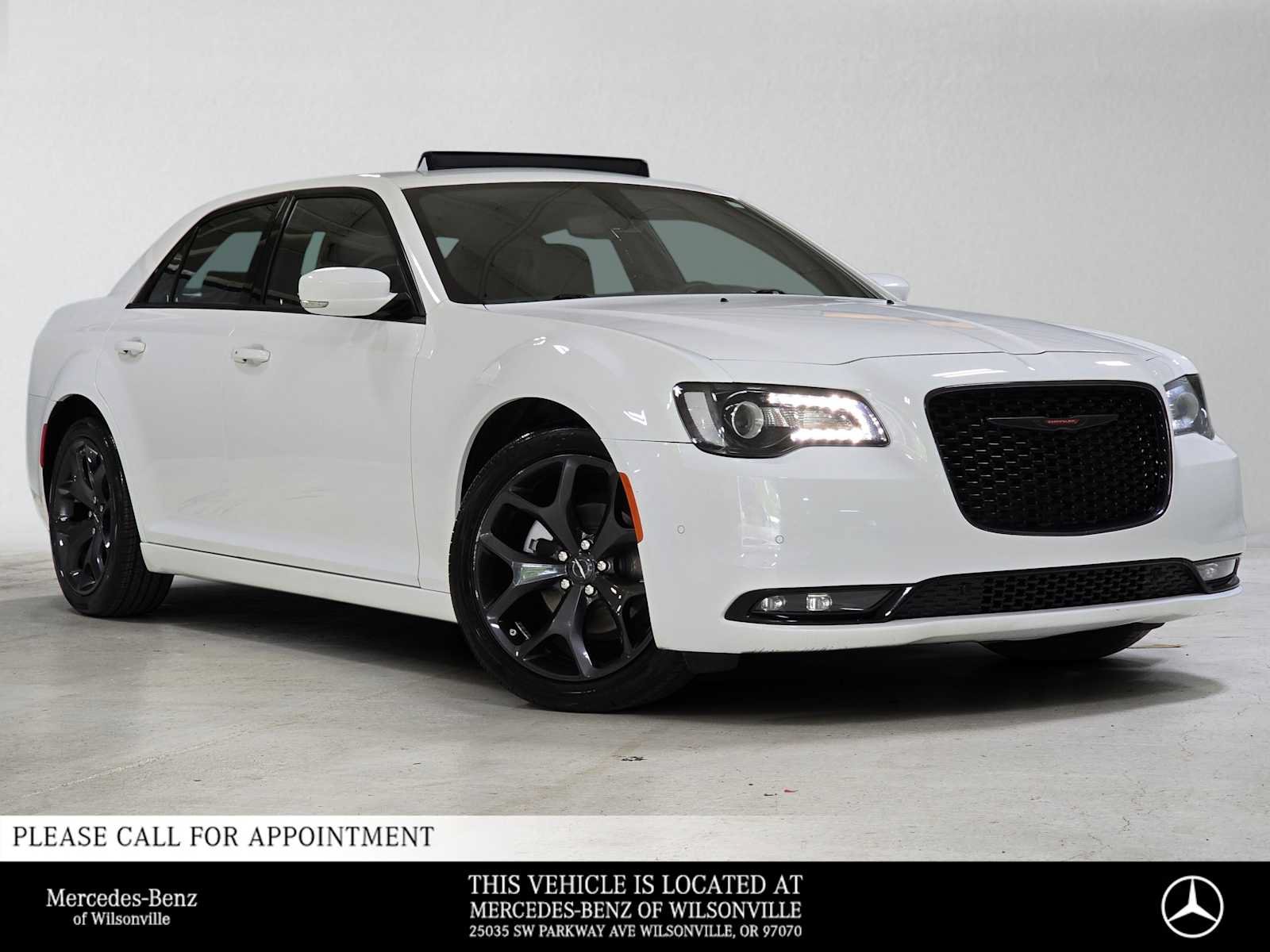 Used 2023 Chrysler 300 S RWD image 1