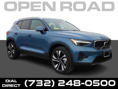 Used 2025 Volvo XC40 B5 Ultra w/ Protection Package Premier