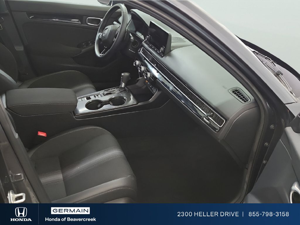 Used 2025 Honda Civic Sport image 10