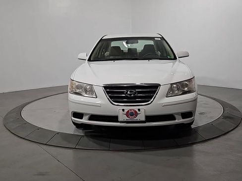 Used 2010 Hyundai Sonata GLS image 9